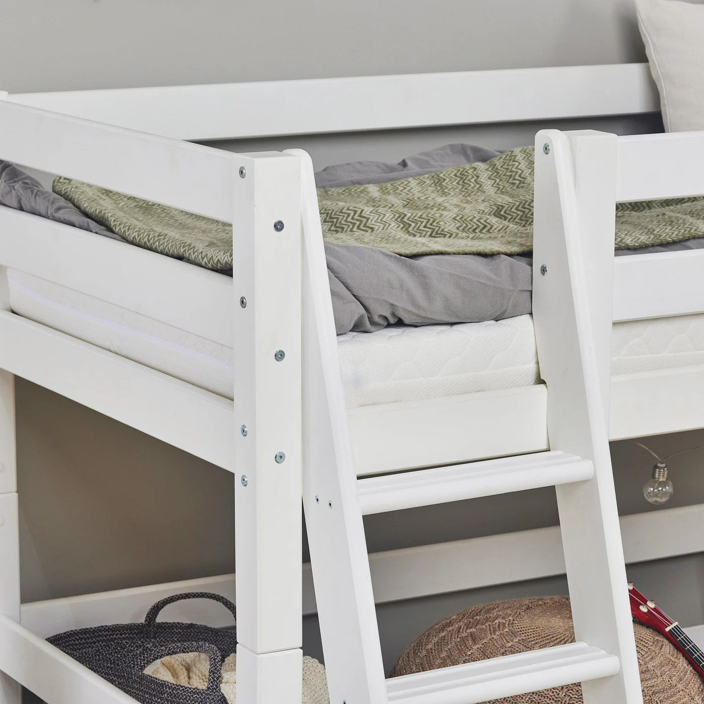 Hoppekids ECO Luxury, Mid Sleeper Bed